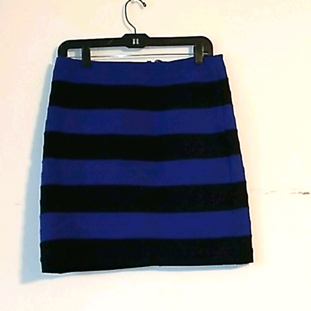 Express mini skirt